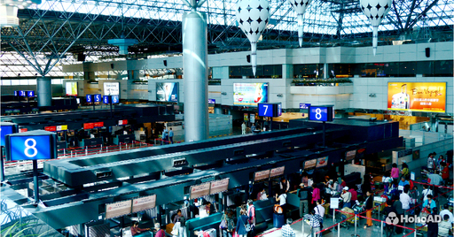 桃園國際機場年旅運量突破4000萬,成功晉升「A級機場」,未來廣告商機備受看好!