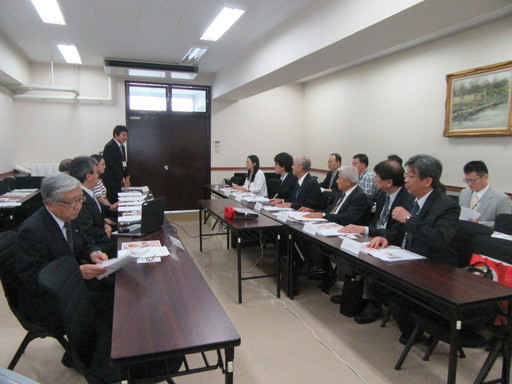 與「以培養促進人類健康的飲食專業人才為辦學目標」的的女子榮養大學交流座談