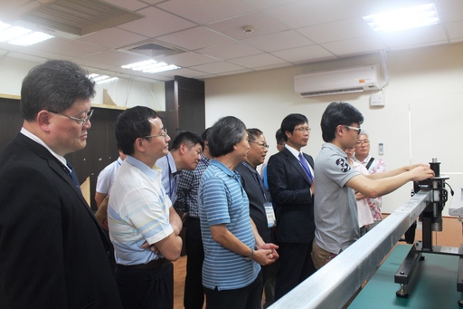聖約翰科技大學「扭力校正實驗室」獲財團法人全國認證基金會(TAF)國家認證通過,成為全國唯一符合認證的學術機構
