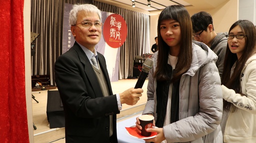 林清泉院長帶領同學完成儀式