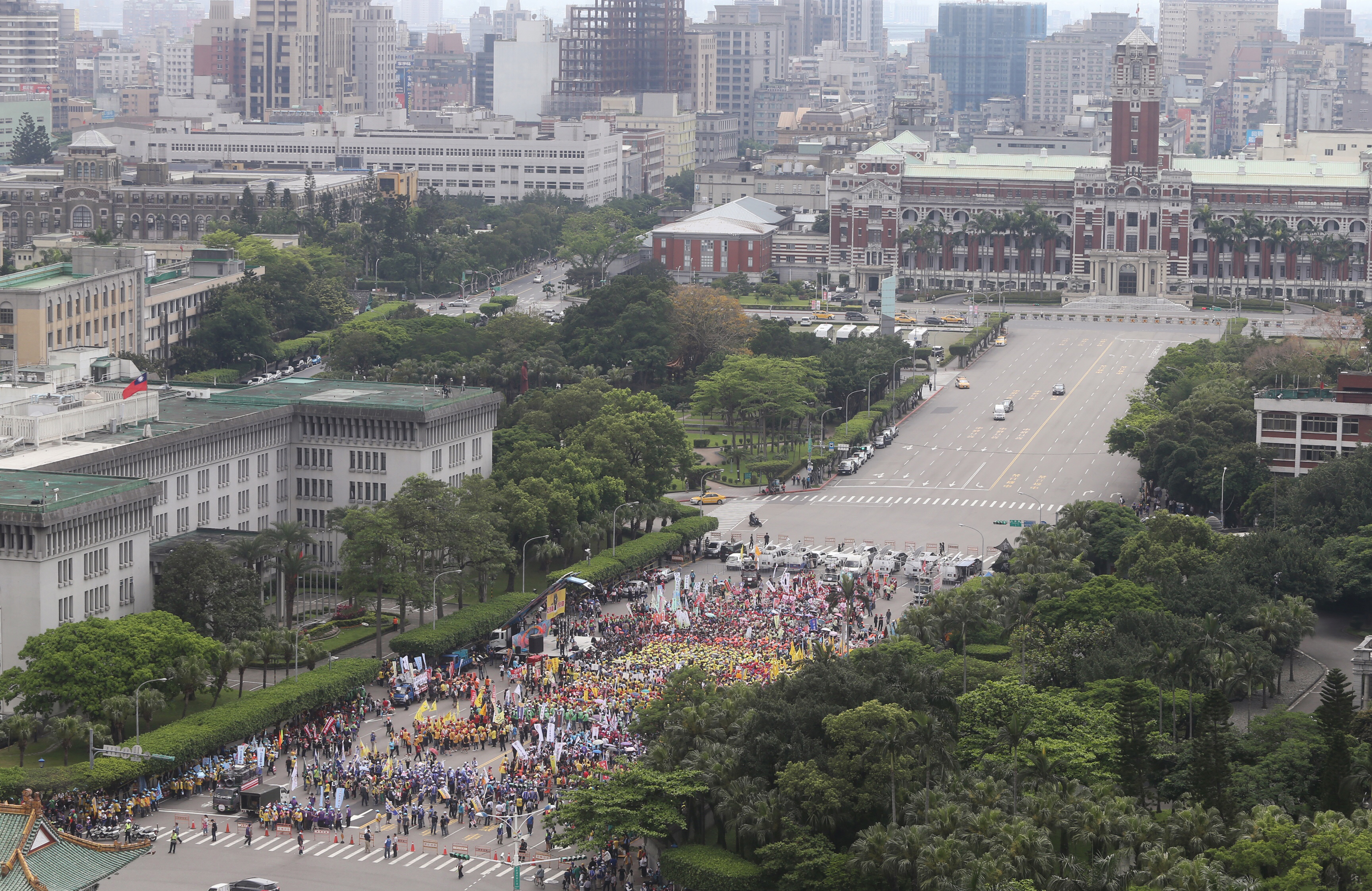 Labor Day march - Focus Taiwan