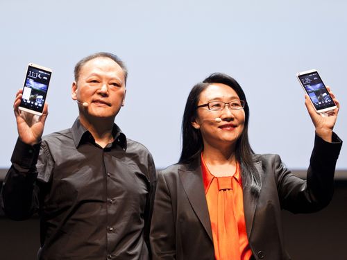 HTC Chairwoman Cher Wang (right) and CEO Peter Chou.