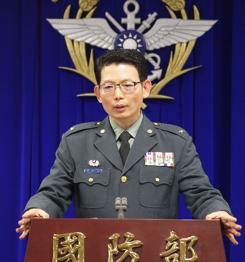 Military spokesman Luo Shou-he