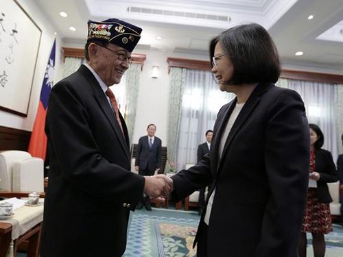 (Photo courtesy of the Presidential Office)