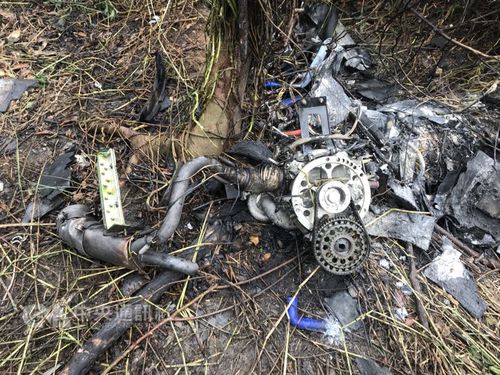 Burned out remnants of a Navy unmanned aerial vehicle (UAV) lay in a grass field in the southern county of Pingtung Thursday. The UAV crashed onto the field on the same day following a training exercise in the area.
Photo courtesy of Pingtung County Bureau of Fire and Emergency Services March 8, 2018