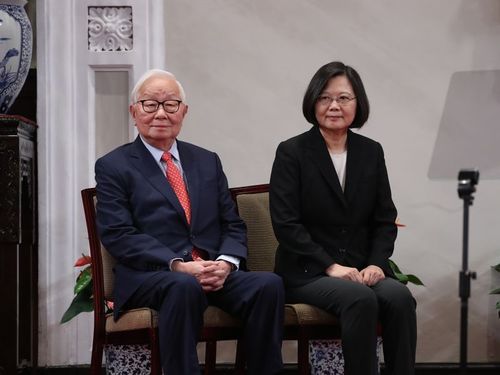 TSMC founder Morris Chang to represent Taiwan at APEC - Focus Taiwan
