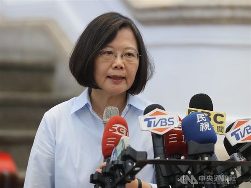 President Tsai Ing-wen (蔡英文)
