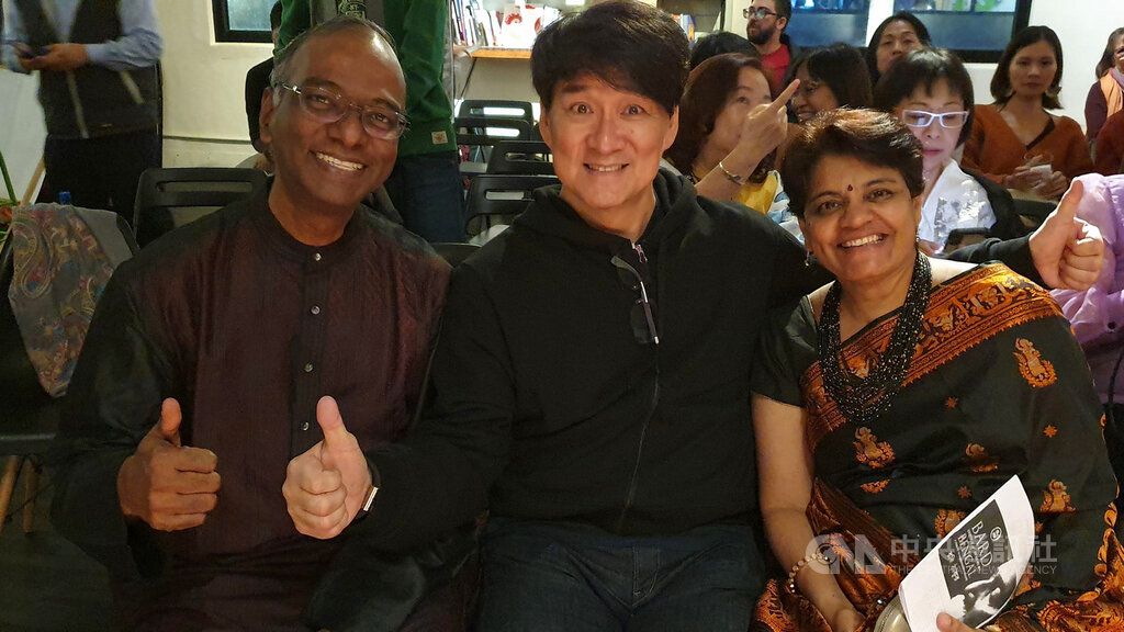 Sridharan Madhusudhanan, Wakin Chau and Vaidehi Madhusudhanan (Photo courtesy of Sridharan Madhusudhanan)