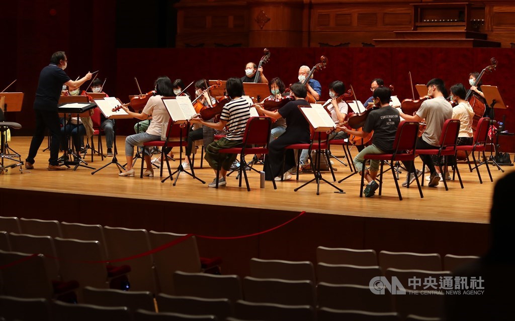 The National Symphony Orchestra in rehearsal Thursday.