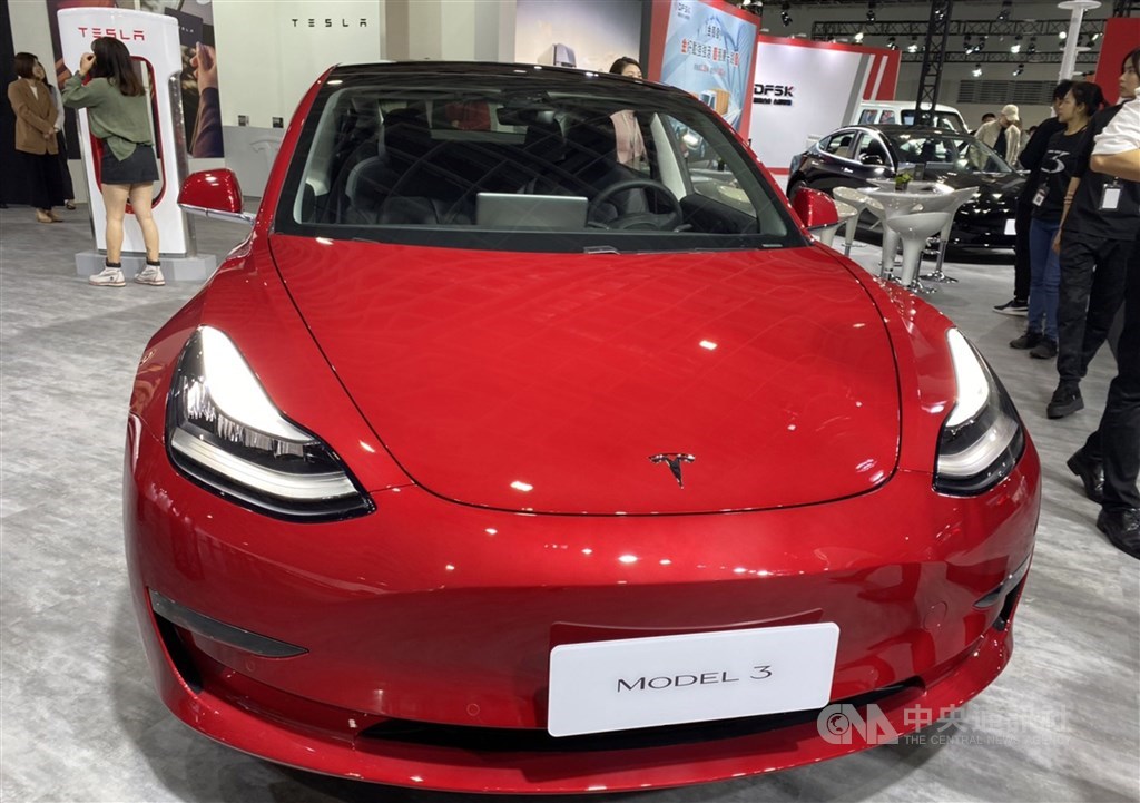 A Tesla Model 3. / CNA file photo