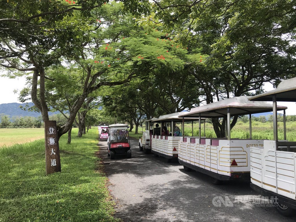 Teng-hui Boulevard at Harvest Ranch