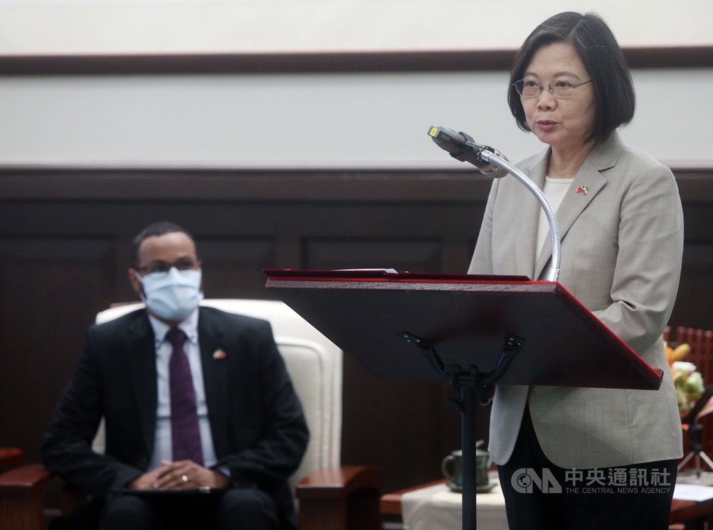 Tsai (right) speaks at the event as Mohamoud looks on. CNA photo Oct. 12, 2020