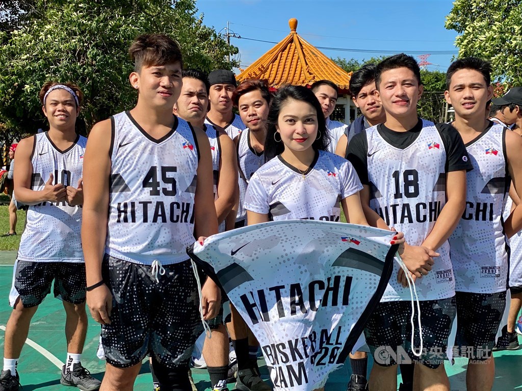 Hitachi (white) / CNA photo Oct. 25, 2020