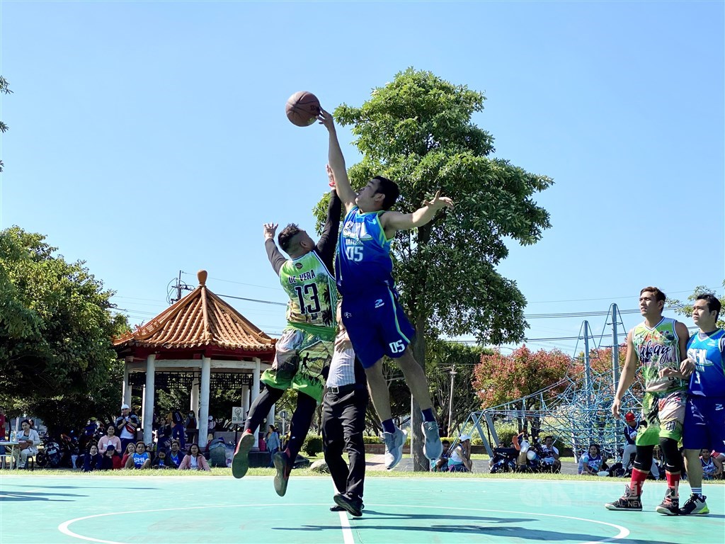 For Filipinos Migrant Basketball League More Than Just A Game Focus Taiwan