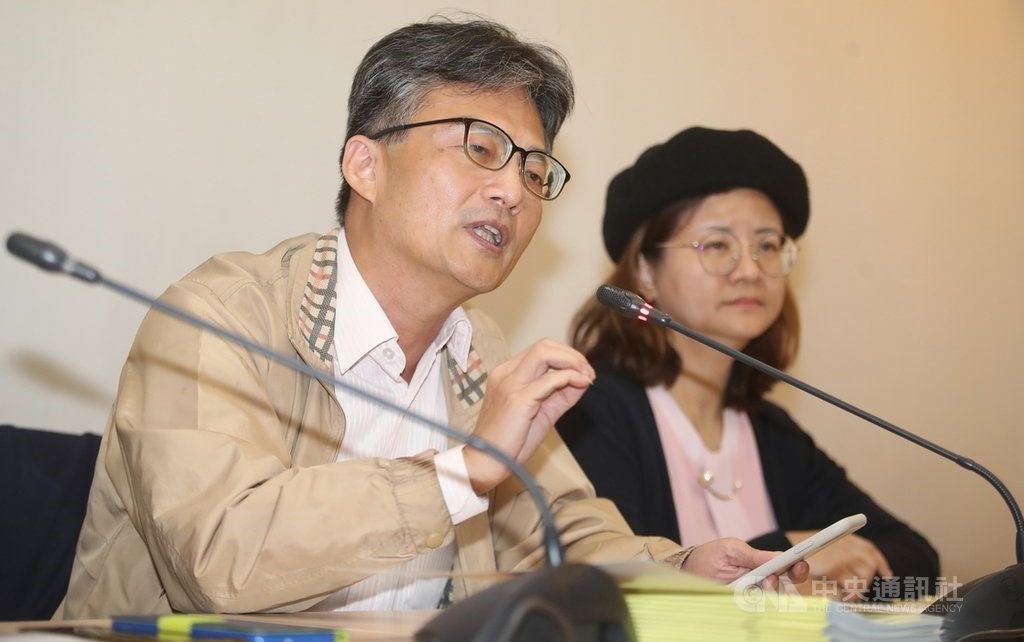 Health ministry's probe of anti-ractopamine doctor draws pushback - Vimarsana News