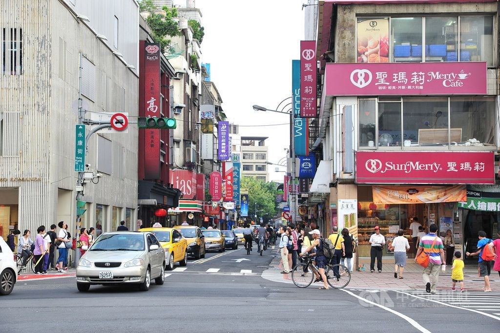 Foreign visitor slump sending rents in Taipei shopping areas lower - Vimarsana News