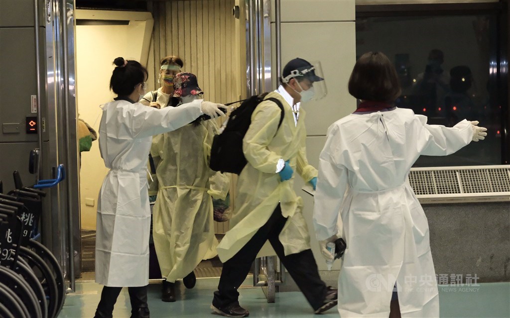 Passengers arrive at Taiwan Taoyuan International Airport. CNA file photo