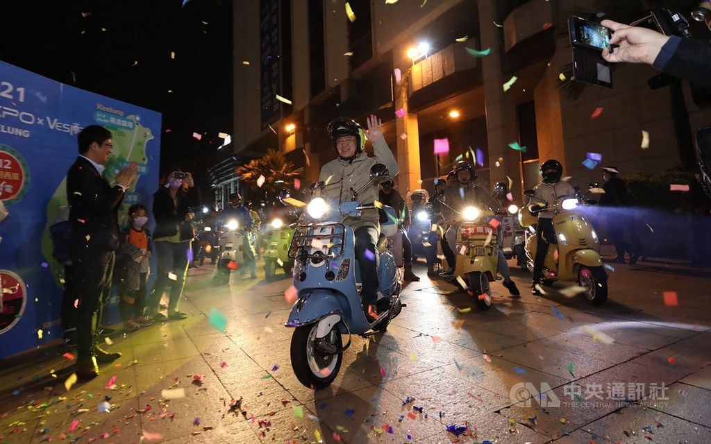 Keelung mayor completes 24-hour scooter journey to Kenting - Vimarsana News