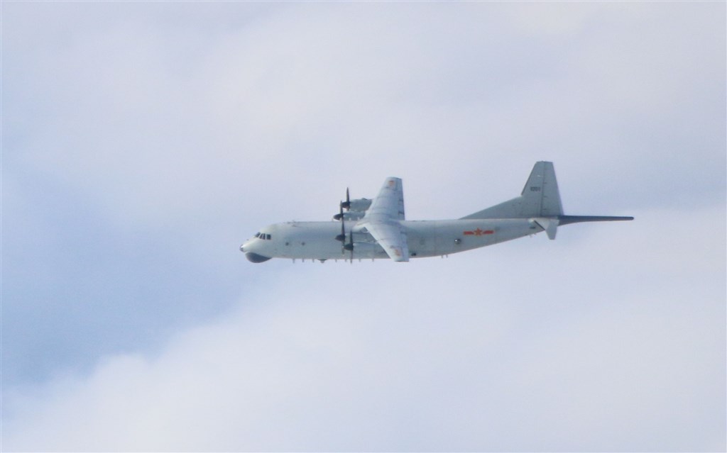 A PLA Y-8 plane. photo courtesy of the Ministry of National Defense