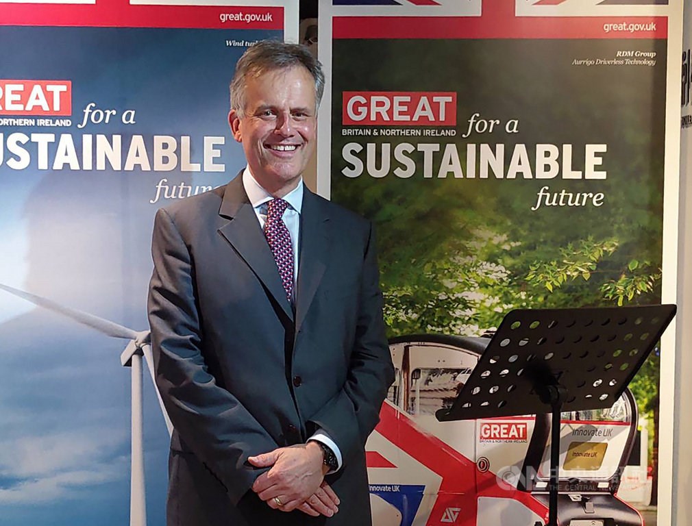 British Office Taipei chief John Dennis