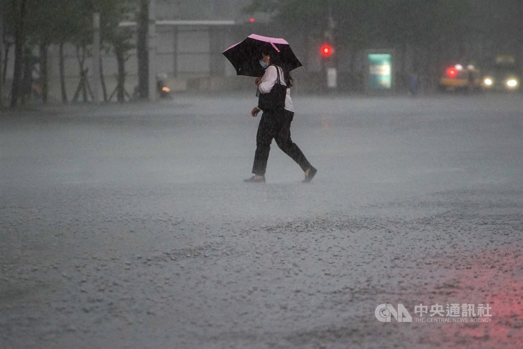 Rain Forecast Continues In Parts Of Taiwan On Monday Cwb Worldakkam