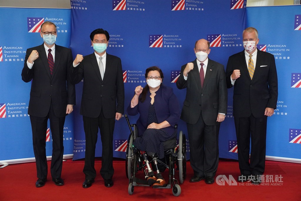 From left: AIT Director Brent Christensen, Foreign Minister Joseph Wu, Senator Ladda Tammy Duckworth, Senator Christopher Andrew Coons and Senator Daniel Scott Sullivan. CNA photo June 6, 2021