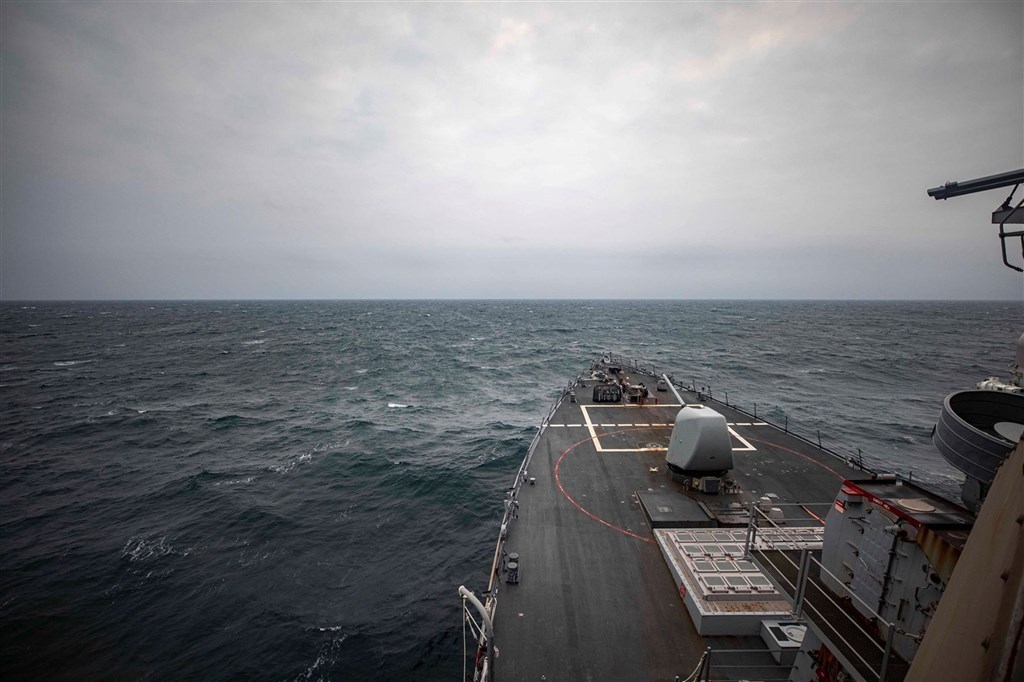 Destroyer USS John McCain Transits Taiwan Strait in April. Image from facebook.com/USPacificFleet