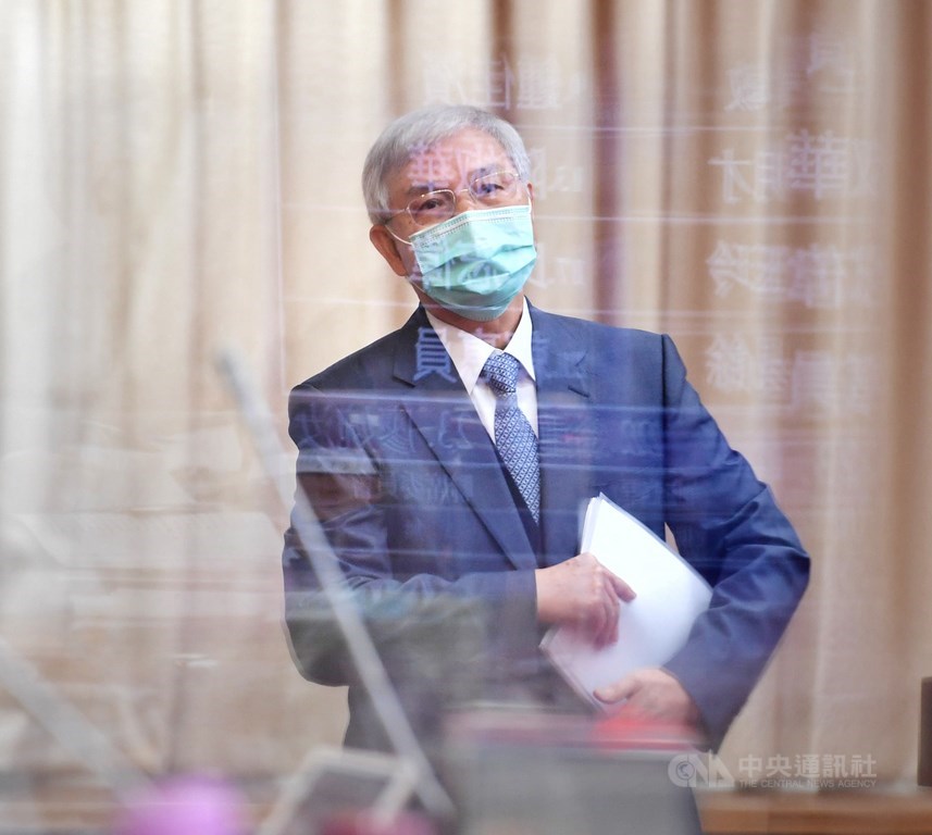 Yang Chin-long, governor of the central bank. CNA photo Nov. 22, 2021