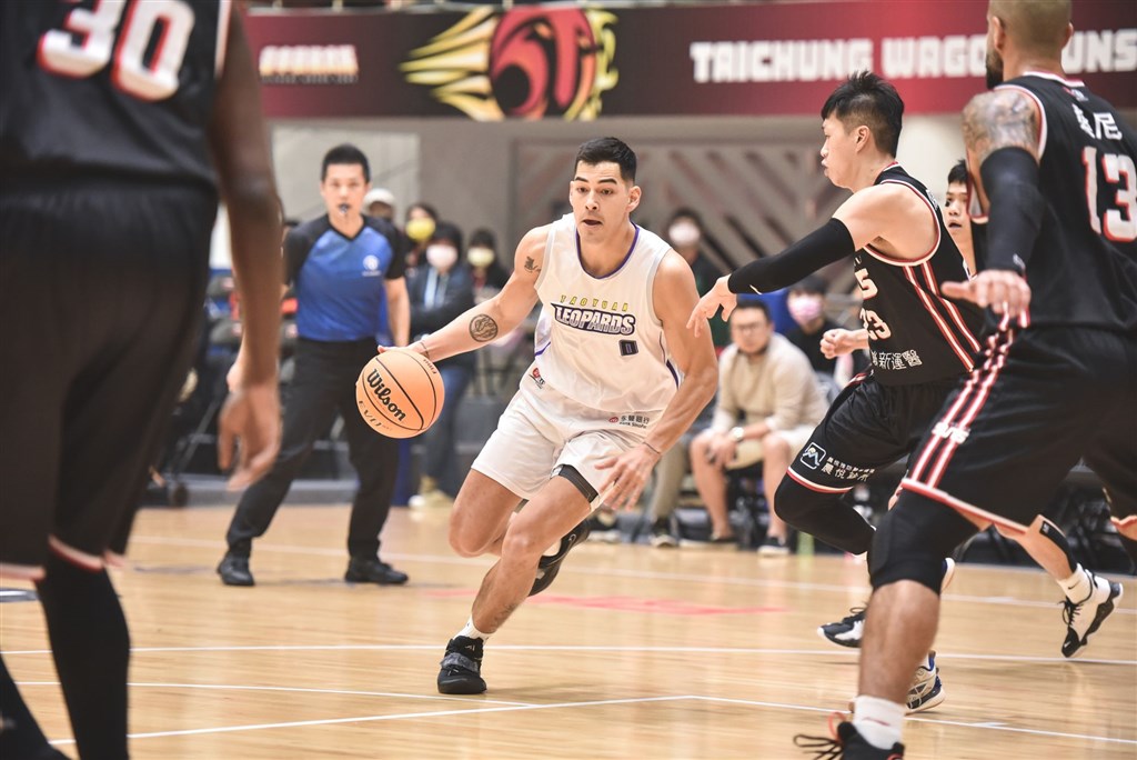 Caelan Tiongson. Photo courtesy of the Taoyuan Leopards