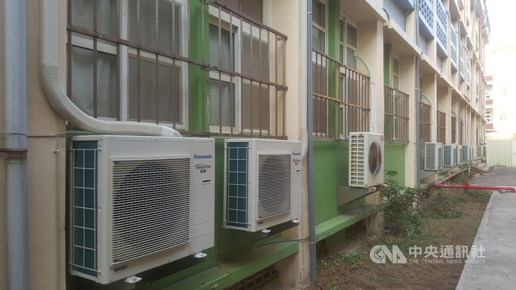 Every Public School Classroom In Taiwan Now Has Aircon Cabinet Focus 