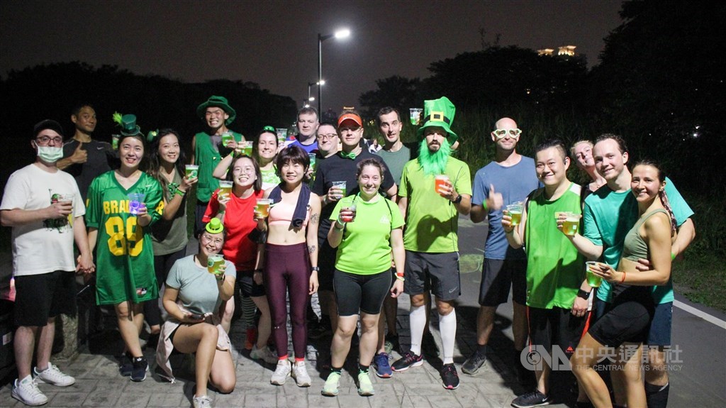 Local St. Patrick's Day celebration: beers, root beers, and a light run - Vimarsana News