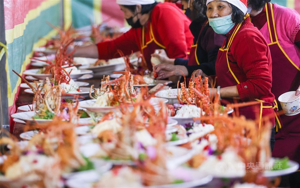 CECC bans table to table toasting in wake of COVID-19 wedding cluster - Vimarsana News