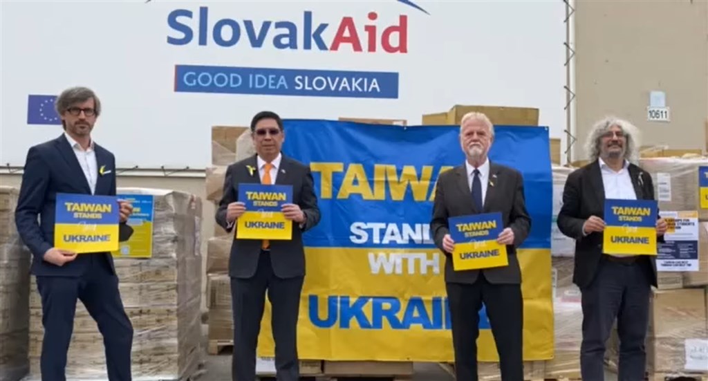 Photo of Na Slovensko dorazila druhá loď taiwanskej darcovskej pomoci Ukrajine