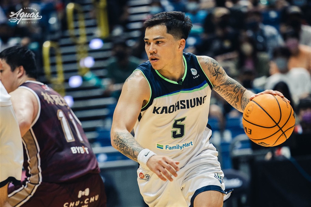 Kaohsiung Aquas bag another win, poised to secure season's top