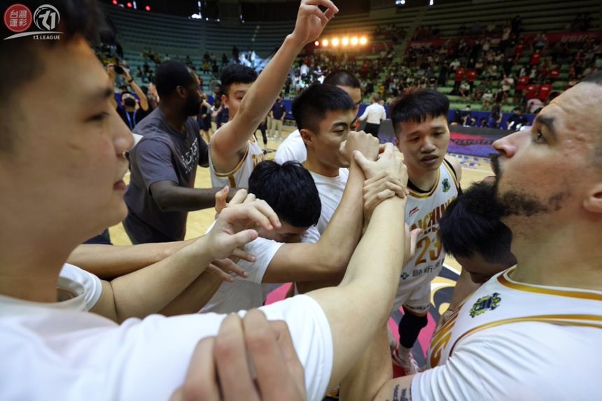 The Taichung Wagor Suns. Photo courtesy of the T1 LEAGUE