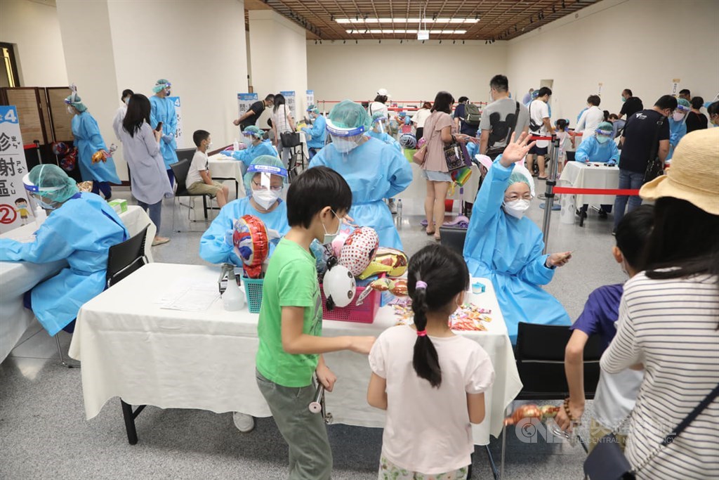 Walk-in vaccination sites to close Sunday; parents urged to get kids vaccinated - Vimarsana News