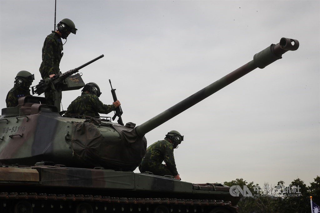 Two soldiers injured in tank gun barrel accident during maintenance - Vimarsana News
