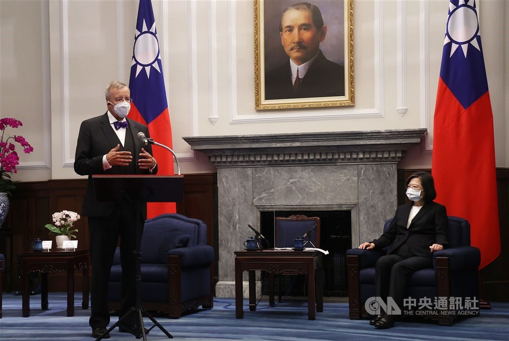 Ex-Estonia president lauds Taiwan for upholding democracy - Vimarsana News