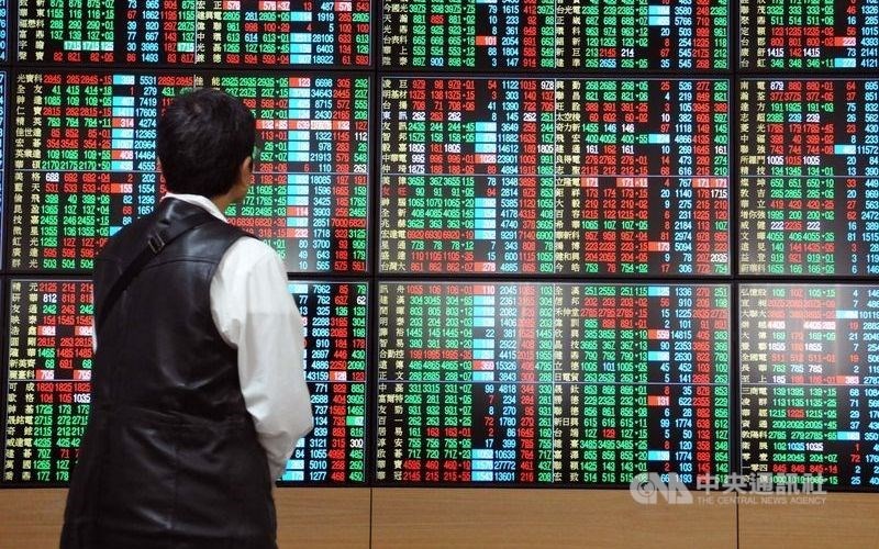 Taiwan shares end little changed after moving in consolidation mode - Vimarsana News