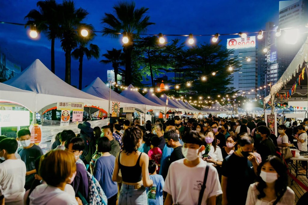 Taiwanese popcorn chicken festival in Kaohsiung attracts nearly 70,000 visitors - Vimarsana News
