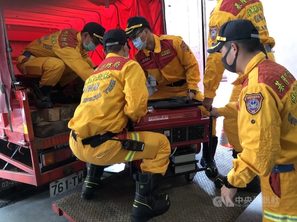 One of the four being rescue from the fallen 7-Eleven. CNA photo Sept. 18, 2022