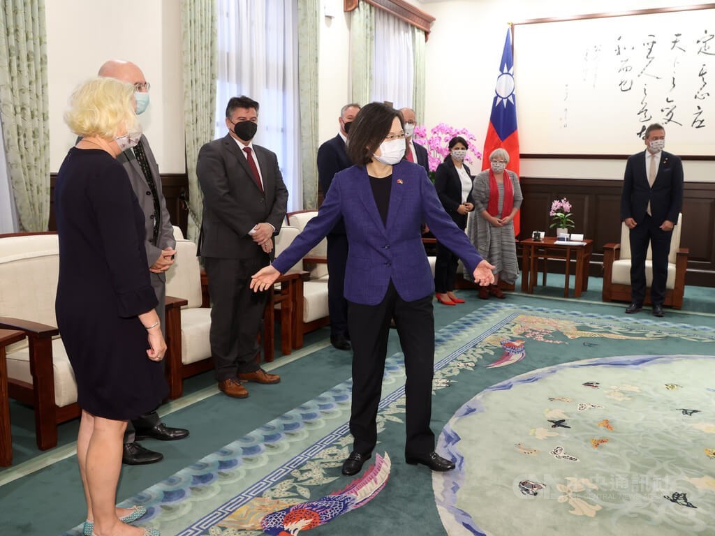 German lawmaker calls for peaceful resolution of Taiwan-China conflict - Vimarsana News