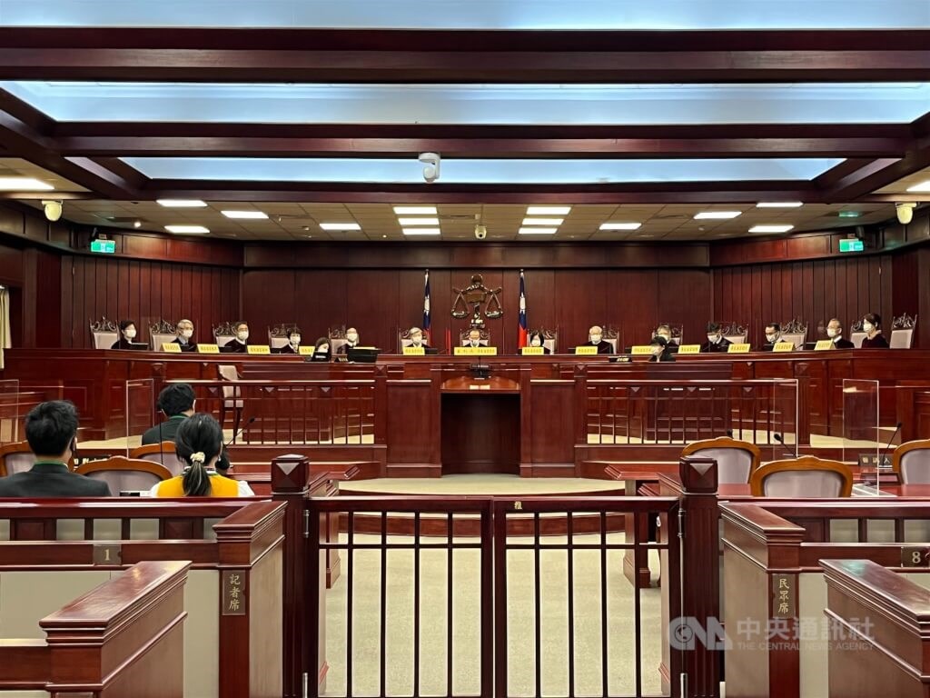 Justices convene for the Constitutional Court judgement made on Friday. CNA photo Oct. 28, 2022
