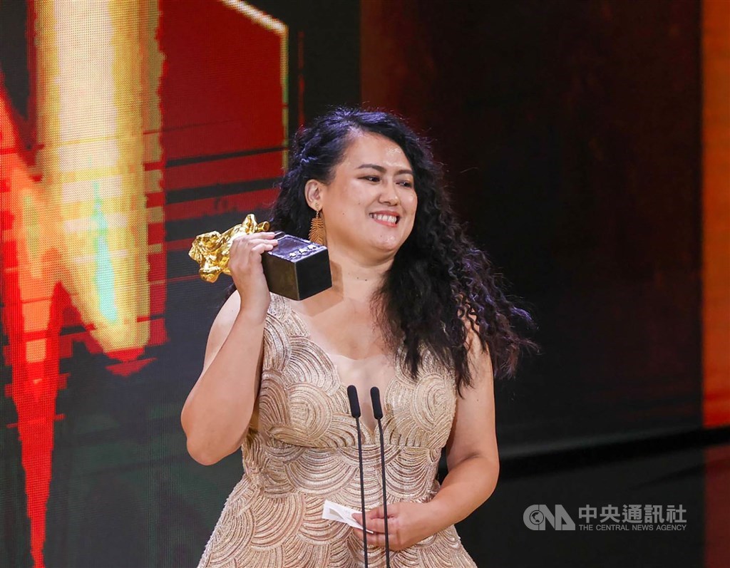 Best director award winner Laha Mebow of the Indigenous Atayal tribe. Her film "GAGA" also won best supporting actress. CNA photo Nov. 19, 2022