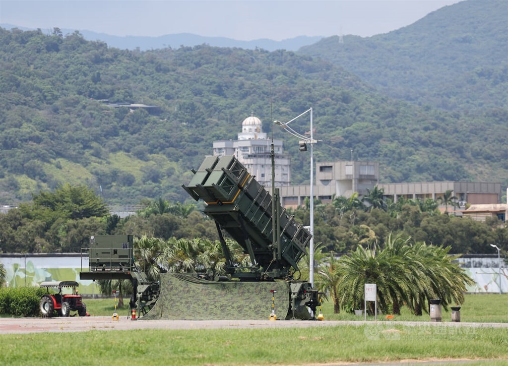 A Patriot missile launcher is stationed near the Ministry of National Defense in Taipei during the annual Han Kuang military exercises in late July. CNA file photo