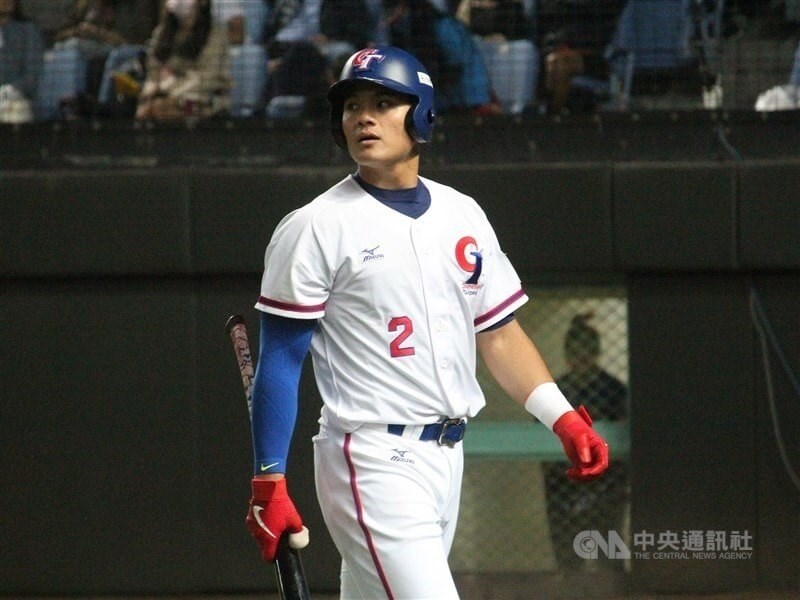 Taiwan's Yu Chang makes Boston's opening-day roster - Taipei Times