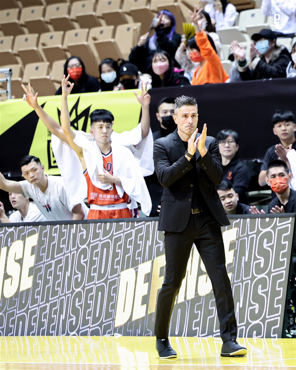 Pilots head coach Iurgi Caminos (front). File photo courtesy of Taoyuan Pauian Pilots