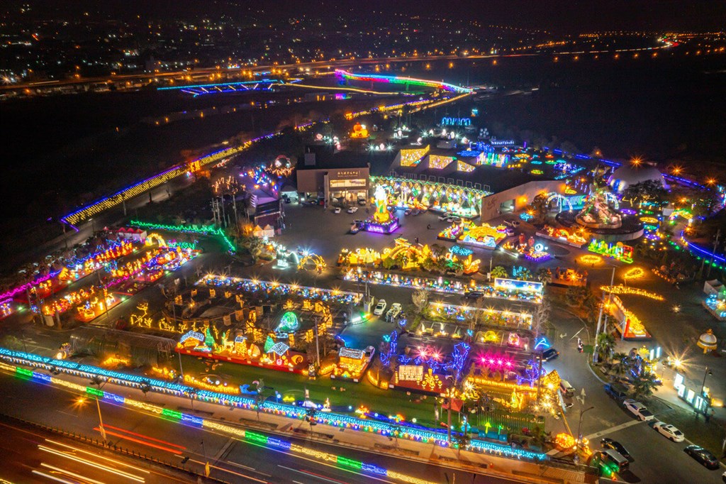 The 2023 Nantou Lantern Festival at Nantou County Expo Center in the central county, which is being held from Jan. 14-Feb. 5. Photo courtesy of Nantou County Government