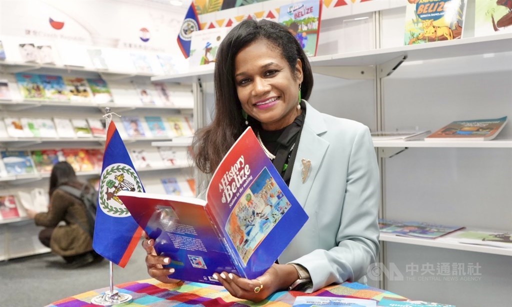 Belize Ambassador to Taiwan Candice Pitts at the 2023 Taipei International Book Exhibition. CNA photo Feb. 3, 2023