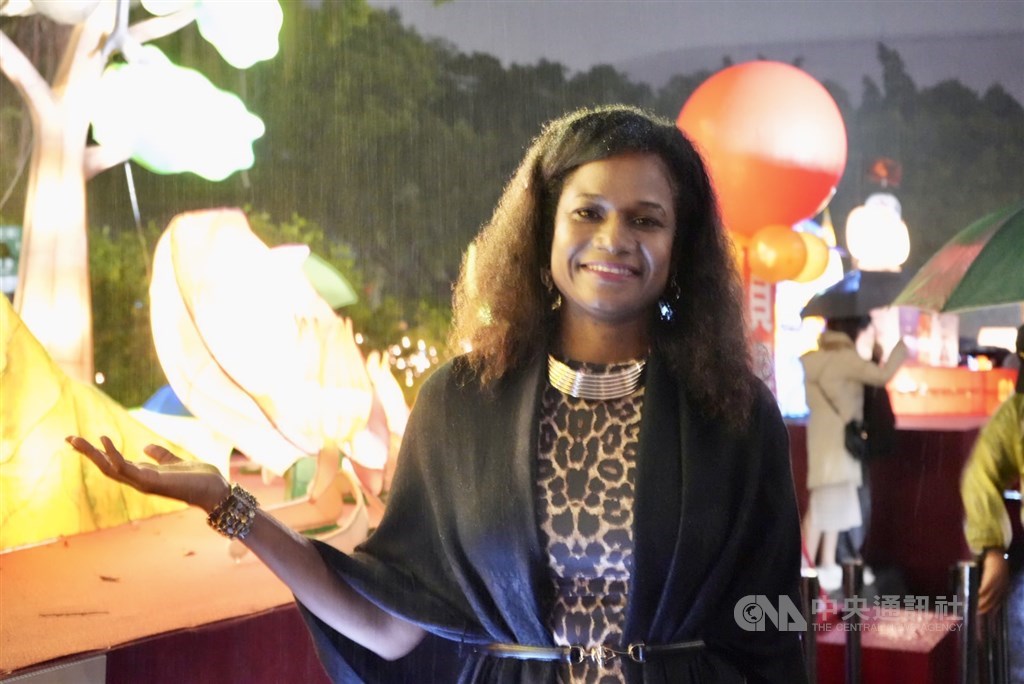 Belizean Ambassador to Taiwan Candice Pitts welcomes Taiwanese to visit her country